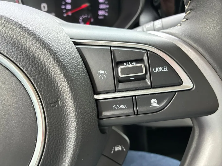 Suzuki Swift 1.2 Select Smart Hybrid