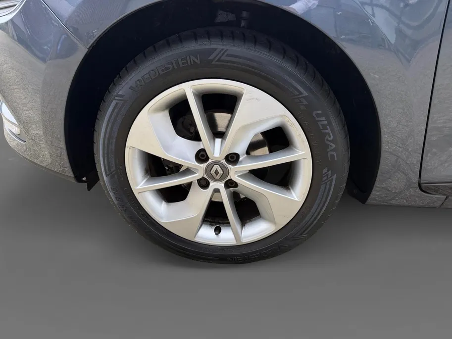 Renault Clio 0.9 TCe Limited Airco | Cruise control | Audio-navigatie Full map | 12 maanden BOVAG-garantie