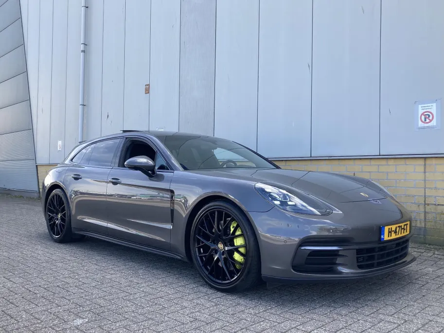 Porsche Panamera Sport Turismo 4 - 3.0 331 pk Sport Chrono - Panoramadak - Stoelverwarming  - Luchtvering - 21 inch lichtmetalen velgen