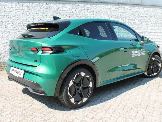 Renault Clio 1.8 Hybrid 160 techno *DEMONSTRATIEWAGEN*