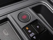 CUPRA Formentor 1.4e-Hybrid 180kW/245PK VZ · Panoramadak · Camera · Navigatie · Apple/Android Car Play · Stuur -& Stoelverwarming · Elektrische stoelverstelling ·