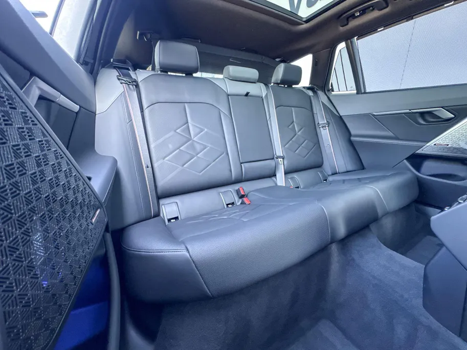 BMW i5 Touring eDrive40