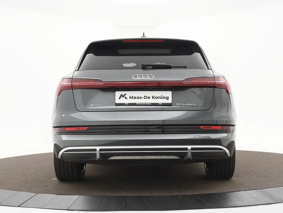 Audi e-tron 55 408pk Quattro S edition 95 kWh · SOH 95,6% · Panoramadak · 360 Camera · B&O Audio · Stoelverwarming · Luchtvering · 21'' Inch ·