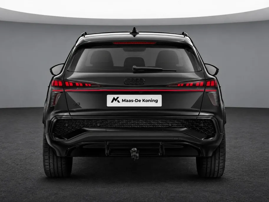 Audi Q3 e-hybrid S edition 272 PK · Tech plus · Glazen panoramadak · Head-up display · Trekhaak elek. wegklapbaar