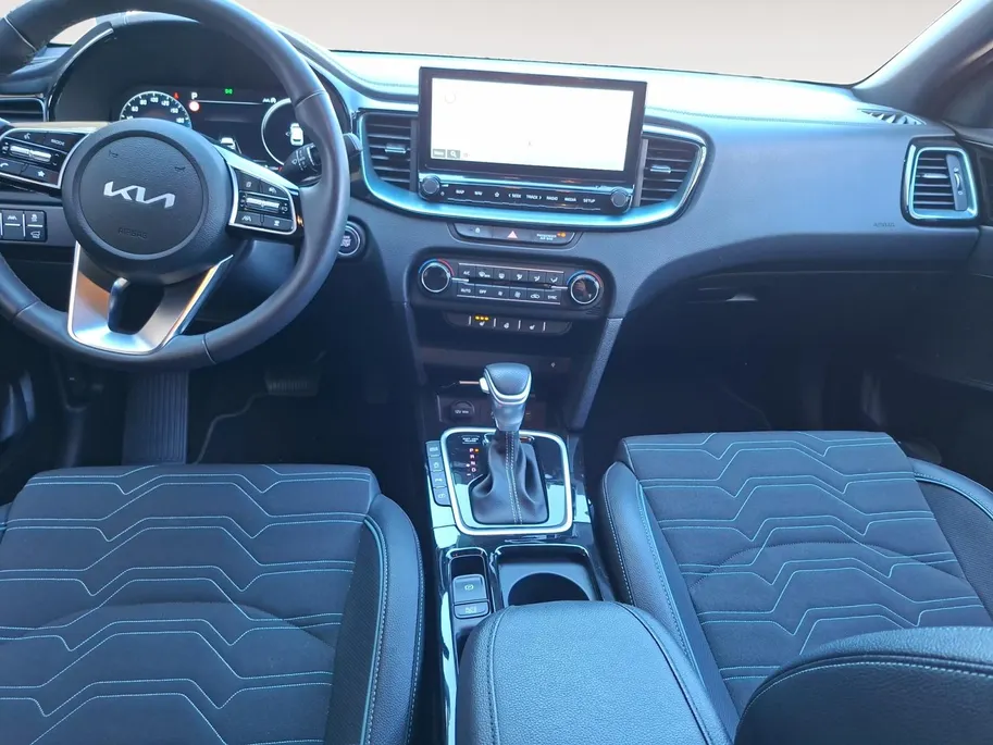Kia Ceed Sportswagon 1.0 T-GDi MHEV Design Edition AUTOMAAT | STOELVERWARMING | ELEKTRISCHE ACHTERKLEP | RESTERENDE FABRIEKSGARANTIE TM 2032