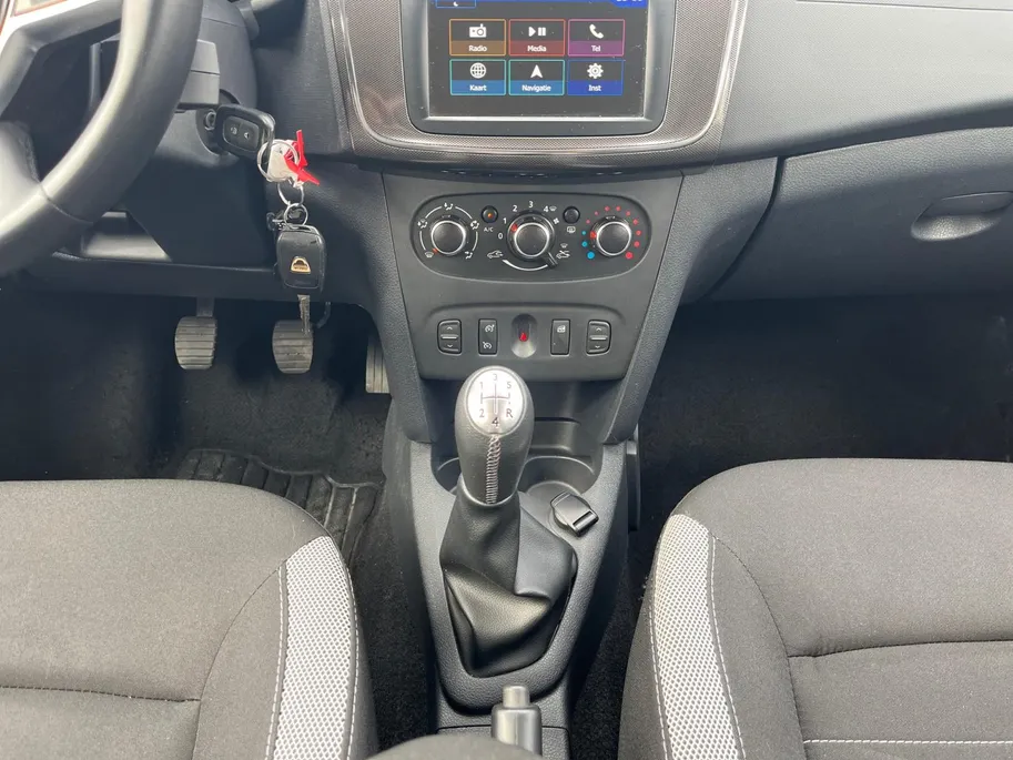 Dacia Sandero 0.9 TCe Tech Road | Achteruitrijcamera | Airco | Navigatie | Cruise | Telefoon |