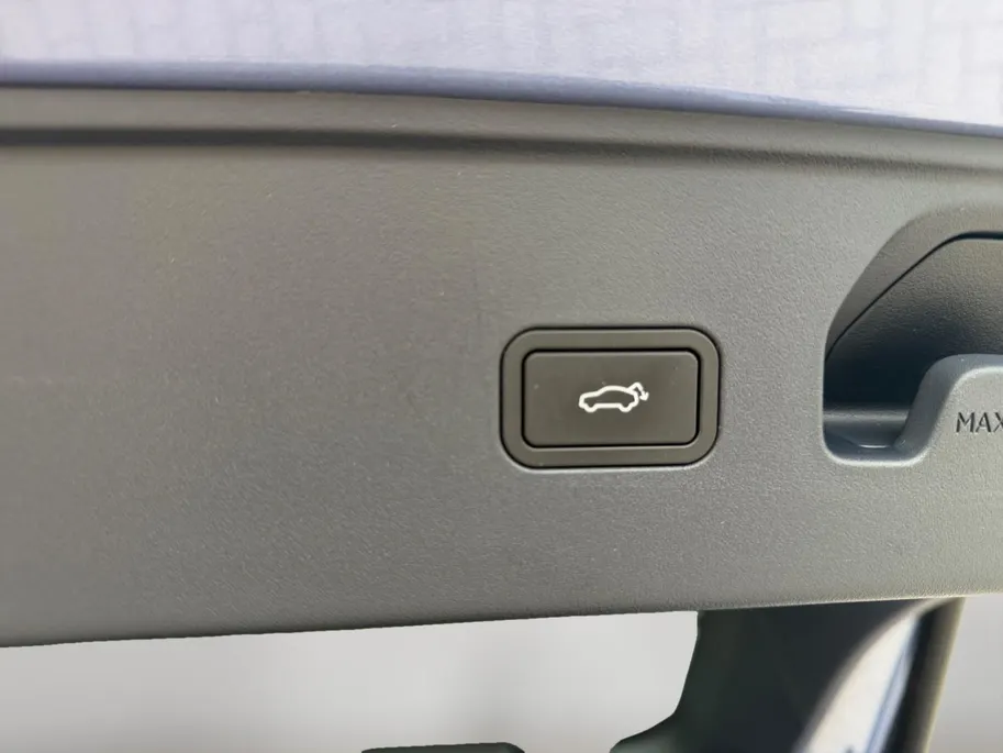 Lynk & Co 02 More 66 kWh 360 Camera | Panodak | Addaptive cruise control | Stuur + stoelverwarming | Rest fabrieksgarantie