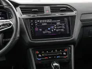 Volkswagen Tiguan 1.4 TSI eHybrid 245pk DSG R-Line Business · Camera · Inklap. Trekhaak · Dodehoeksensor · Parkeer Assistent · Stuur- & Stoelverwarming · 19'Velgen ·