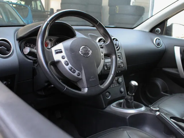 Nissan QASHQAI 2.0 Tekna Premium 4WD | Cruise | Panodak | Leder | Park sens | Lm-Velgen