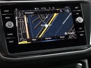 Volkswagen Tiguan 1.4 TSI eHybrid 245pk DSG Life Business · Camera · Inklap. Trekhaak · Stuur- & Stoelverwarming · Parkeerassistent · Apple/Android Car Play ·