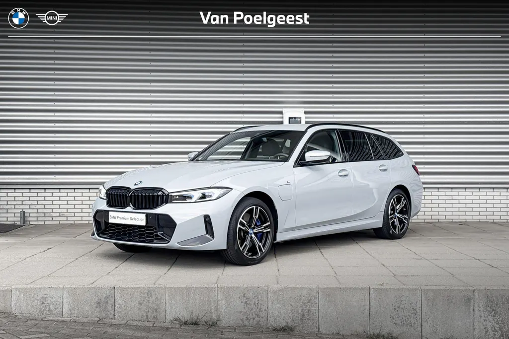 BMW 3 Serie Touring 330e xDrive