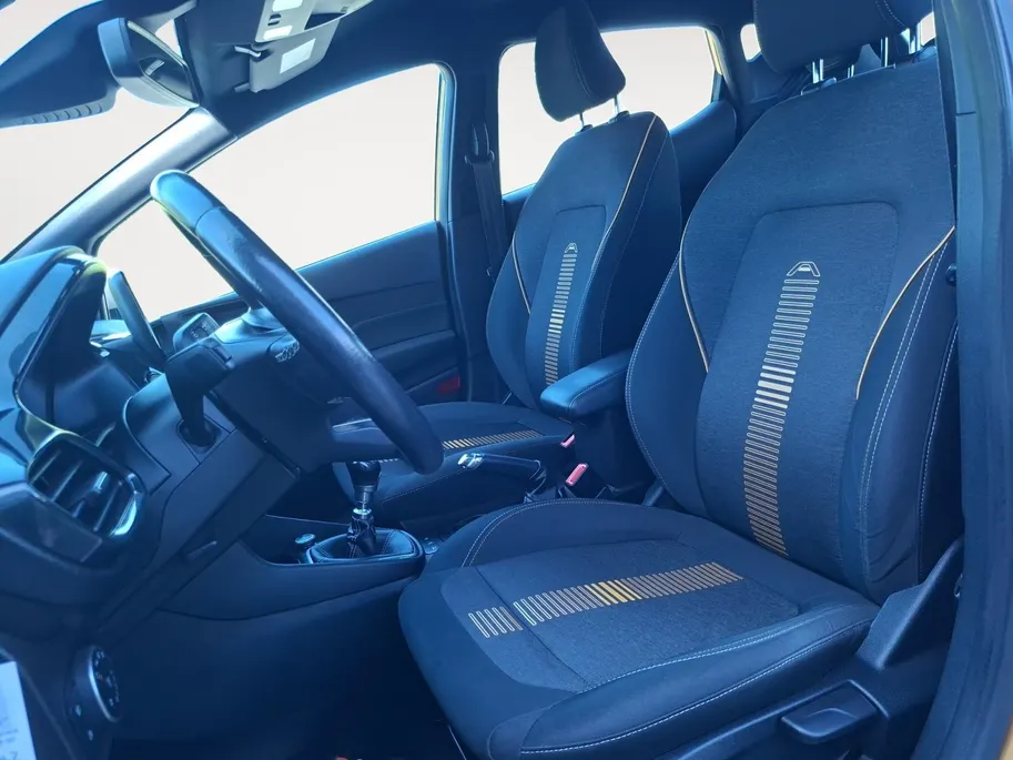 Ford Fiesta 1.0 EcoBoost Active First Edition | Climate Control | Voorruitverwarming | Adaptive cruisecontrol | 17' Lichtmetaal | Navigatie | Parkeersensoren |