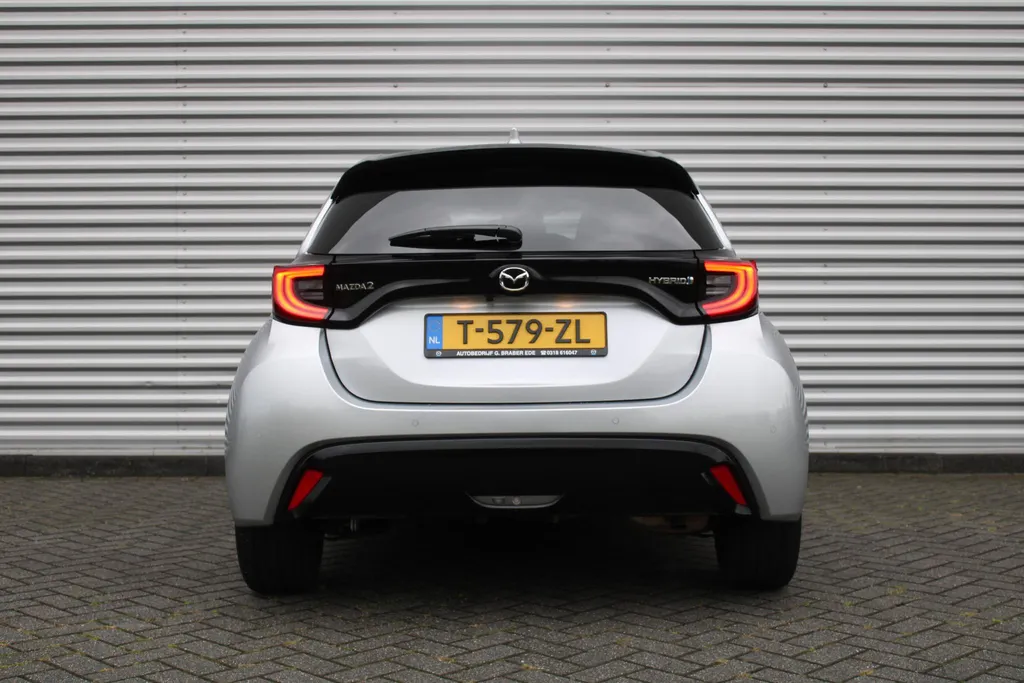 Mazda 2 Hybrid 1.5 Select | Airco | 16'LM | navi | Cruise | Stoelverwarming | Draadloos laden |