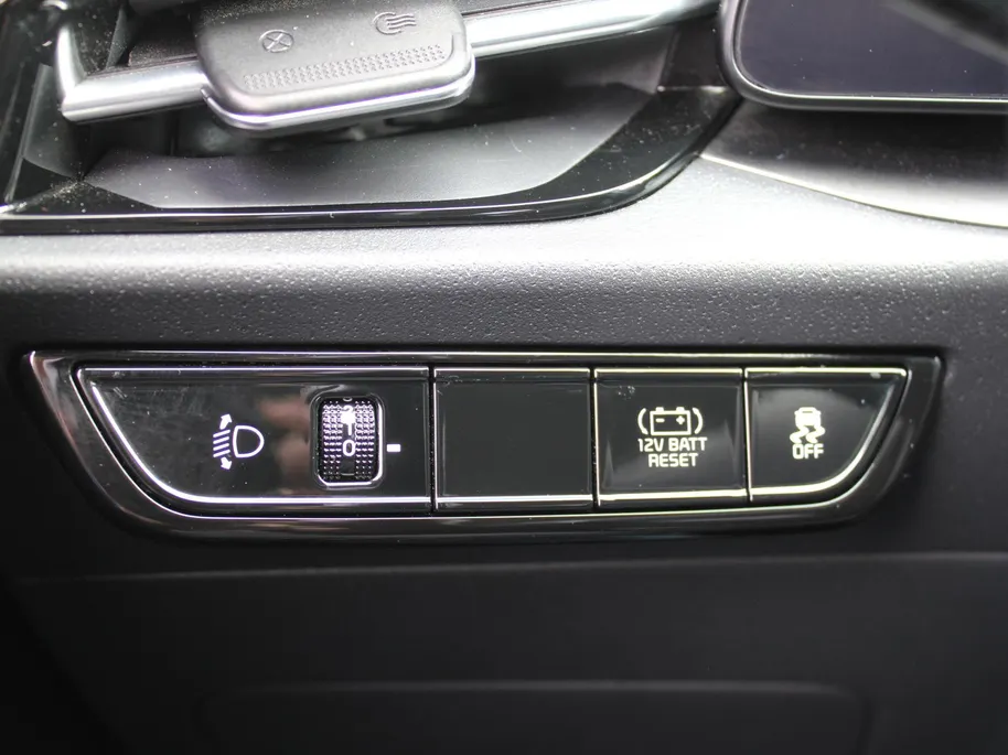 Kia Niro 1.6 GDi Hybrid DynamicLine | Automaat | Navi | Clima | Keyless | Cruise | Camera |