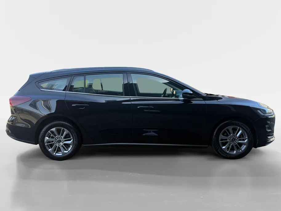 Ford Focus Wagon 1.0 EcoBoost Hybrid Titanium | 1e Eigenaar | Dealer onderhouden | Navigatie | Cruise Control | Android Auto/ Apple Carplay | Climate Control | Keyless | 12 maanden garantie!