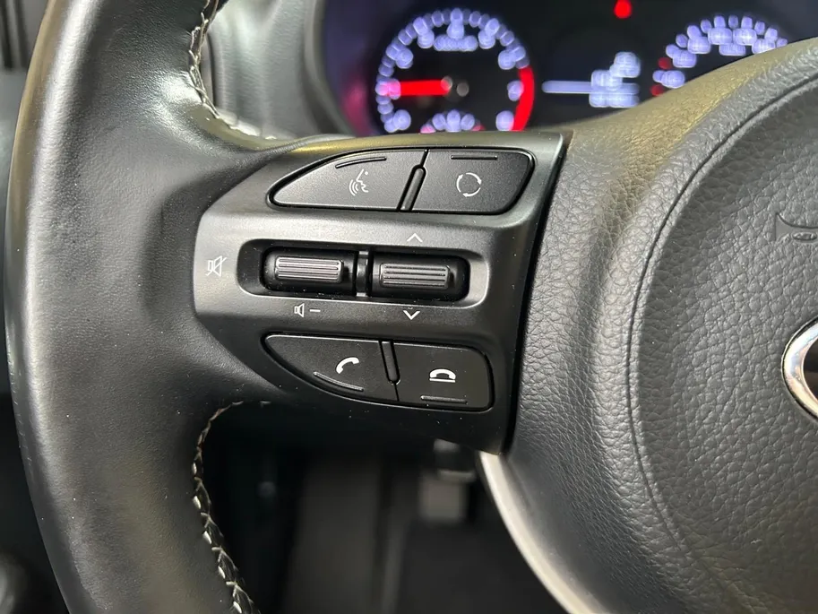 Kia Picanto 1.0 MPi DynamicLine | Apple Carplay / Android Auto | Navigatiesysteem | Cruise Control | Airco | Lichtsensor | 14' Lichtmetalen velgen | Camera Achter