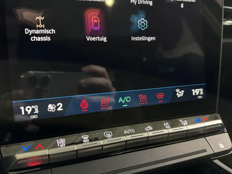 Renault Rafale 200PK E-Tech Full Hybrid Esprit Alpine Automaat | DEMO - Directie auto | Harman Kardon Audio | Head Up Display | Panoramadak | 4 Control | Matrix LED Koplampen | Camera | Climate Control | Apple CarPlay/Android Auto |