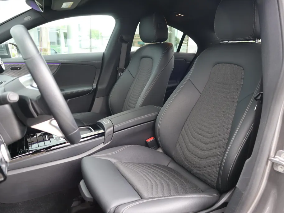 Mercedes-Benz CLA 250 e Star Edition Luxury Line l Keyless l Stoelverwarming l Achteruitrij camera