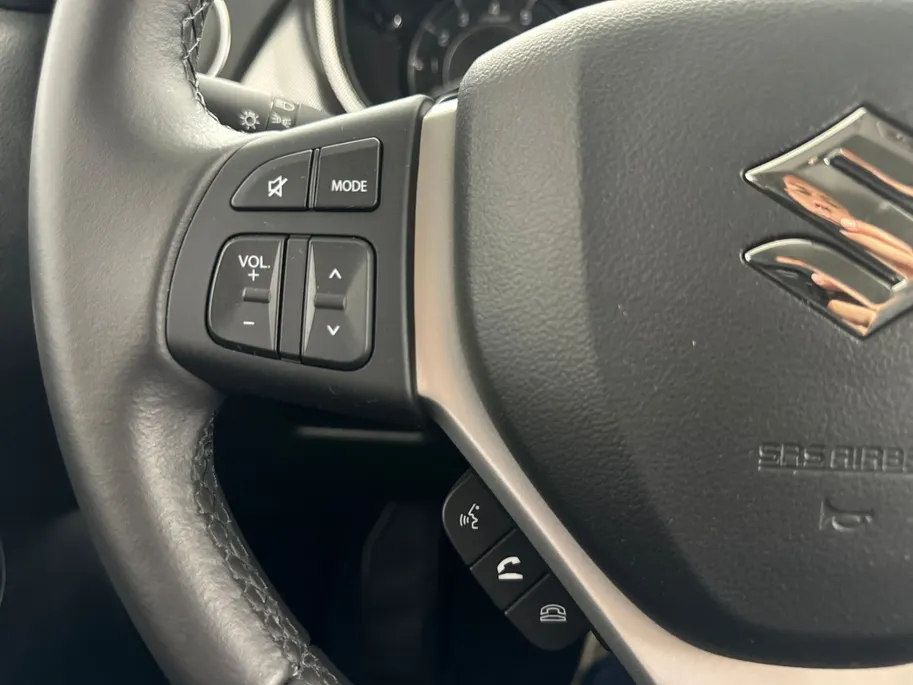 Suzuki Vitara 1.4 Boosterjet Smart Hybrid Style Automaat | Leder/Alcantara | Adaptieve Cruise Control | Apple Carplay/Android Auto
