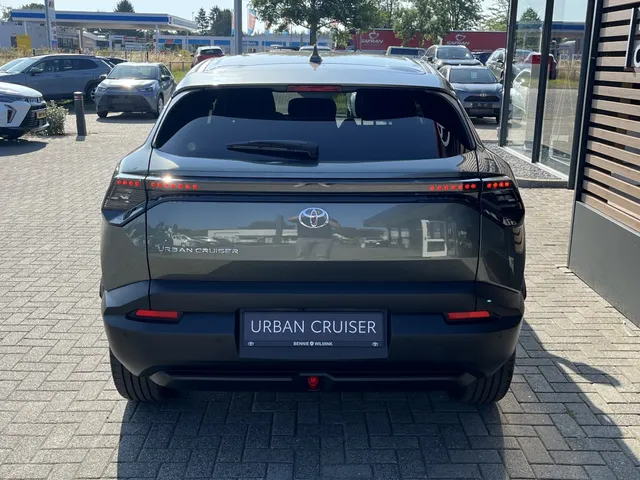 Toyota Urban Cruiser Executive 61 kWh