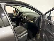 Renault Captur 150PK TCe Intens Automaat | 1ste Eigenaar | Trekhaak | 1200kg Trekgewicht | Cruise Control | Climate Control | Navigatie | Camera | Parkeersensoren | Licht & Regen Sensor | Armsteun |