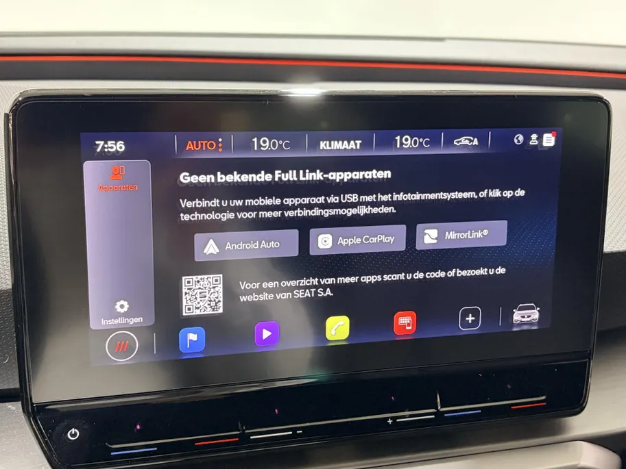 SEAT Leon Sportstourer 150PK 1.5 TSI FR Business Intense | Navigatie | Cruise Control Adaptief | Climate Control | Apple Carplay/Android Auto | Camera | Parkeersensoren | Lichtmetalen Velgen | Licht & Regen Sensor |