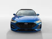 Ford Focus Wagon 1.0 EcoBoost Hybrid ST Line X | Winter Pack | Driver Assistance Pack | Panormadak | Apple Carplay & Android Auto | Navigatiesysteem |