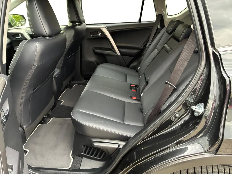 Toyota RAV4 2.5 Hybrid AWD Energy Plus | Leder | Navigatie | Cruise Control