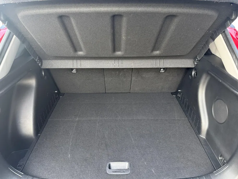 Hyundai Kona 1.6 GDI HEV Premium Sky | 1e Eigenaar | Panoramadak | Stoelkoeling/Verwarming | Elektr. Achterklep | Dodehoek detectie | 360 Camera | Fabrieksgarantie! |