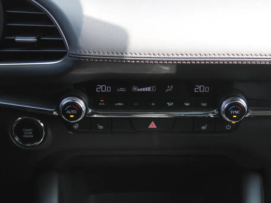 Mazda 3 2.0 e-SkyActiv-X M Hybrid 186 Exclusive-line | Automaat | Nieuw | Hoge korting | Uit voorraad leverbaar |