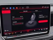 Volkswagen Tiguan 1.5 272pk DSG eHybrid R-Line Edition · Panoramadak · Wegklapbare Trekhaak · Head-Up · Apple/Android Car Play · IQ.Light · 20'' Inch · Garantie t/m 22-04-2030 of 100.000km