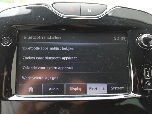 Renault Clio Estate 0.9 TCe Expression | airconditioning | navigatie | lichtmetalen velgen | trekhaak