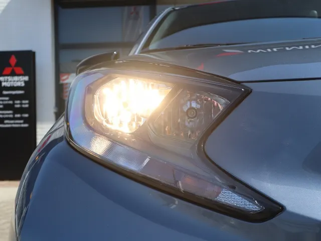 Toyota Aygo X 1.0 VVT-i MT Play Allseason banden | Armsteun