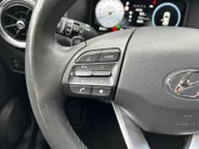 Hyundai Kona EV Comfort Smart 64 kWh | Apple Carplay/Android Auto | cruise control adaptief met Stop&Go | navigatiesysteem full map | Stoelverwarming | warmtepomp |