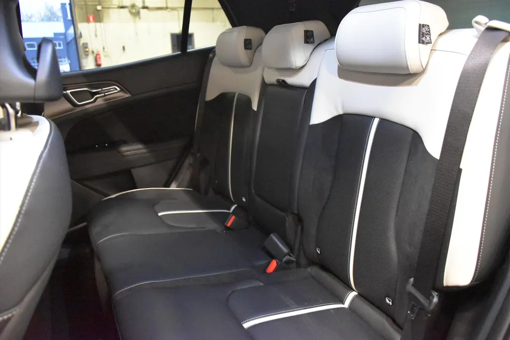 Kia Sportage 1.6 T-GDi 239pk Hybrid AT6 GT-PlusLine DIRECT LEVERBAAR