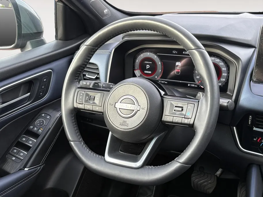 Nissan QASHQAI 1.3 MHEV Xtronic Tekna Plus *Automaat*Navi+360Camera*Winter Pack*Elekt. Stoelen*Lederen bekleding*HUD*Adapt. Cruise Control*Memory stoelen*1ste eigenaar!
