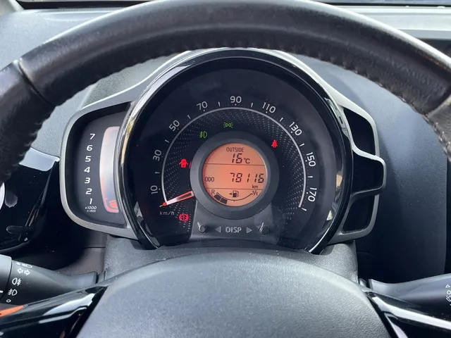 Toyota Aygo 1.0 VVT-i JBL VERKOCHT
