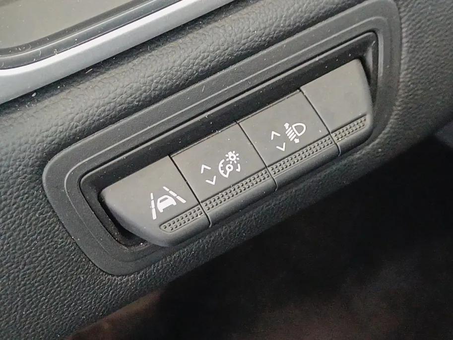 Renault Captur 1.0 TCe 90 techno *Navi+Camera*Climate*Parkeersensoren*LM.Velgen*RIJK UITGERUST!