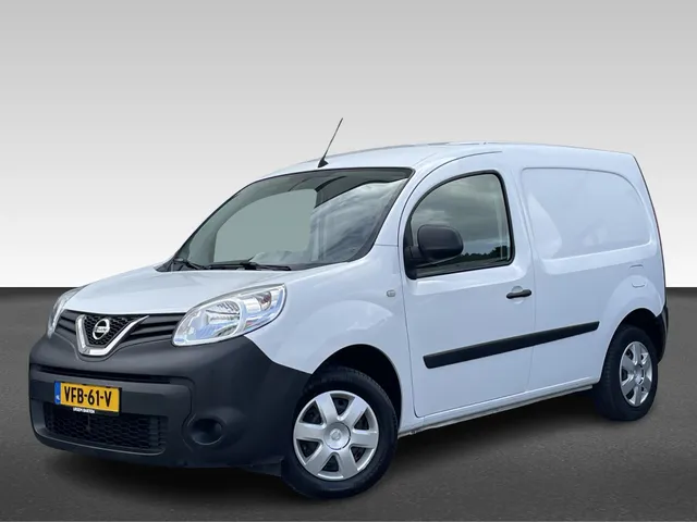 Nissan NV250
