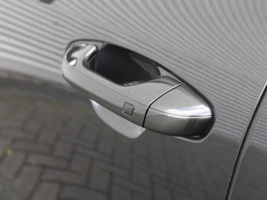 Kia Niro 1.6 GDi Hybrid DynamicLine | Automaat | Navi | Clima | Keyless | Cruise | Camera |