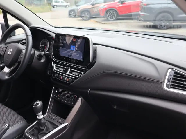 Suzuki S-Cross 1.4 BoosterJet Style Hybrid AdaptiveCruise | Carplay | 360 camera