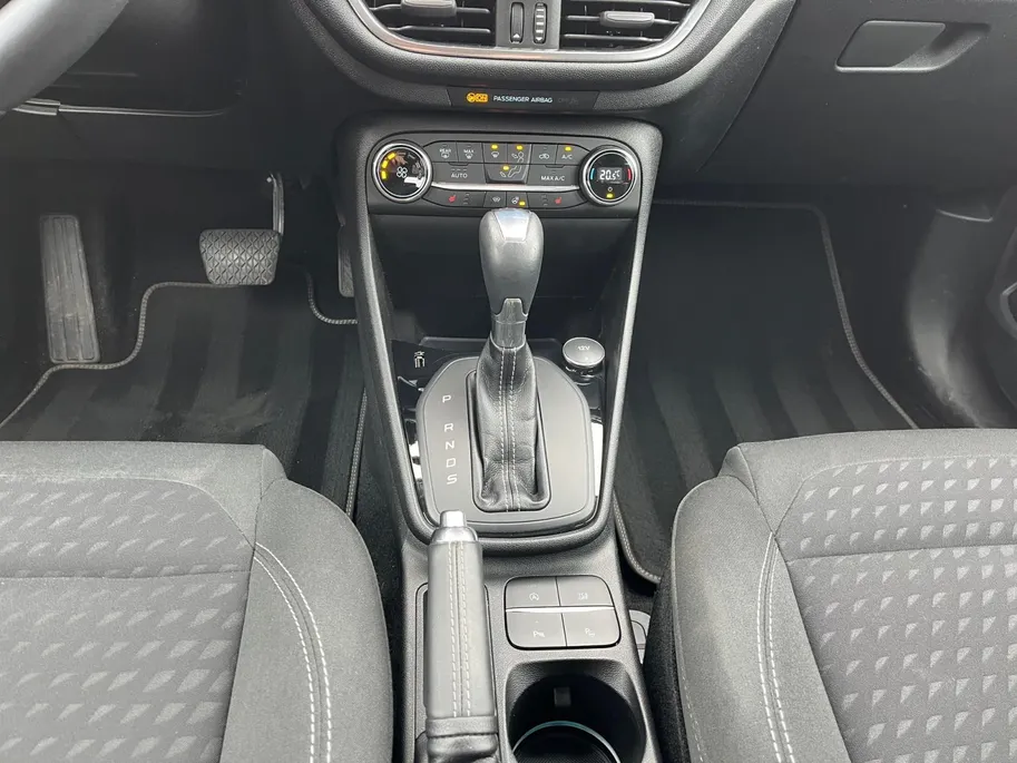 Ford Fiesta 1.0 EcoBoost Titanium Automaat | NL auto | Dealer onderhouden | Trekhaak | Winter Pack | Parkeersensoren voor en achter | Achteruitrijcamera | Cruise control | Apple carplay & Android auto | 16' lichtmetalen velgen | Bovag garantie |