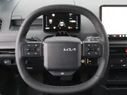 Kia PV5 Passenger Plus 71.2 kWh | Stuur-/stoelverwarming v+a | Camera | Cruise adapt. | Draadloze telefoonlader | PDC v+a | Clima | Navi | LED | 17' LM |