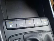 Hyundai i20 1.0 T-GDI Premium | Adaptive Cruisecontrol | Climate Control | Dodehoekdetectie | Stoel&Stuurwielverwarming | Camera | Parkeersensoren | Apple Carplay&Android Auto | BOSE Audio | 16' Lichtmetaal |