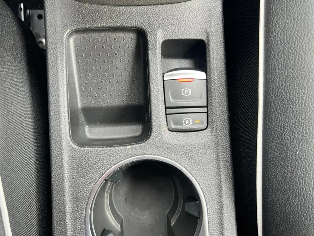Renault Captur 1.0 TCe 90 techno | A.CAMERA | NAVIGATIE | APPLE CARPLAY/ANDROID AUTO | PARKEERSENSOREN V+A | NED.AUTO | 1e EIGENAAR |