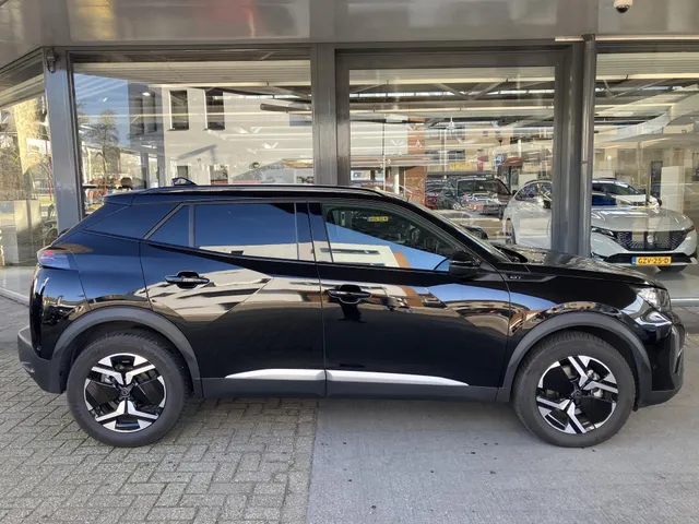 Peugeot 2008 1.2 Hybrid 145 GT | Pan.dak | Winterpack