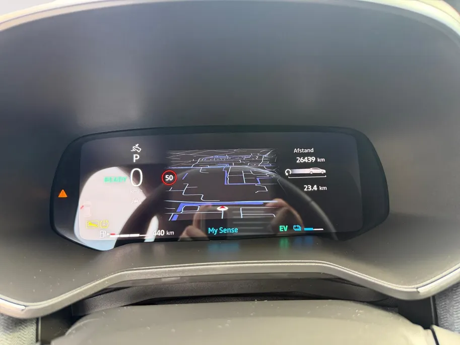 Renault Clio 1.6 E-Tech Full Hybrid 145 techno | Automaat | Apple Carplay & Android Auto | Cruise & Climate Control | LMV | Camera | Parkeersensoren | 12 Maanden BOVAG Garantie