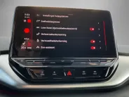 Volkswagen ID.4 Pure 52 kWh 125kW/170PK · Panoramadak · Apple/Android Car Play · Navigatie · Stoelverwarming · Camera ·