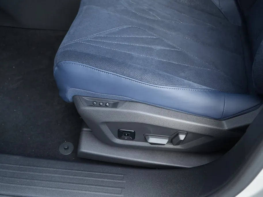 DS DS 7 No E-Tense Etoile 74kWh | Pano | Focal | Comfort | Tech | 20'