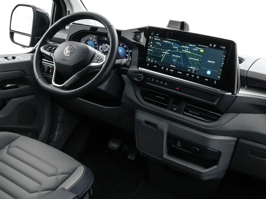 Volkswagen Caravelle Bedrijfswagens Style 70kWh / 218pk L2 · 8-zits · 734104